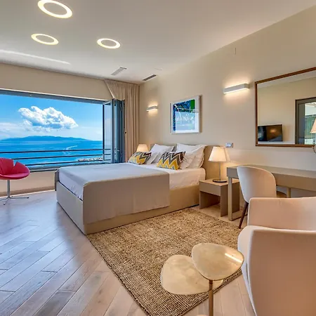 Atalanta With Heated Pool Near The *