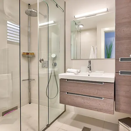 Вилла Atalanta With Heated Pool Near The *