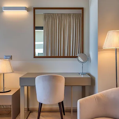 Вилла Atalanta With Heated Pool Near The *