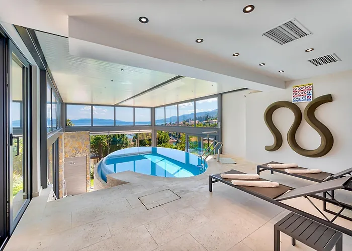 Atalanta With Heated Pool Near The * Opatija