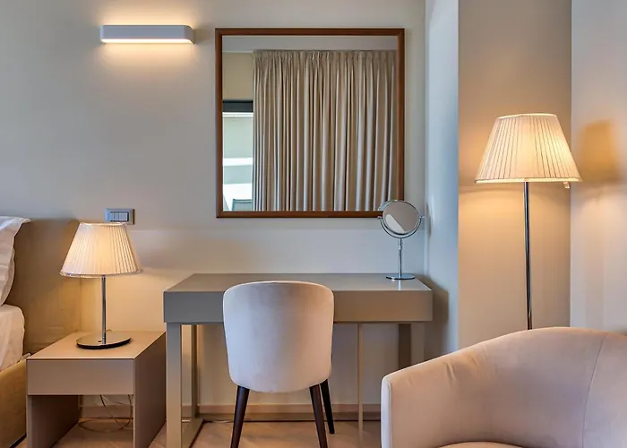 Villa Atalanta With Heated Pool Near The *