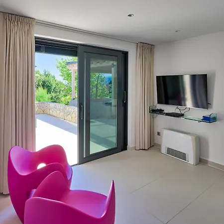 Atalanta With Heated Pool Near The *