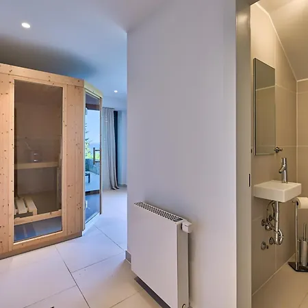 Atalanta With Heated Pool Near The Villa *