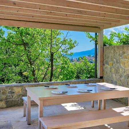 Atalanta With Heated Pool Near The Opatija