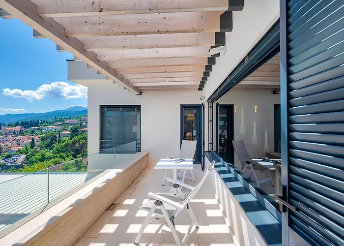 Vila Atalanta With Heated Pool Near The *