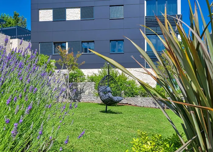 Atalanta With Heated Pool Near The Vila Opatija