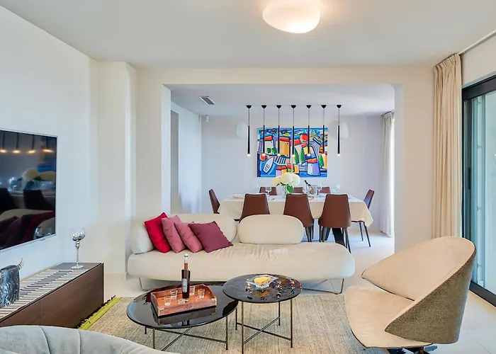 Atalanta With Heated Pool Near The