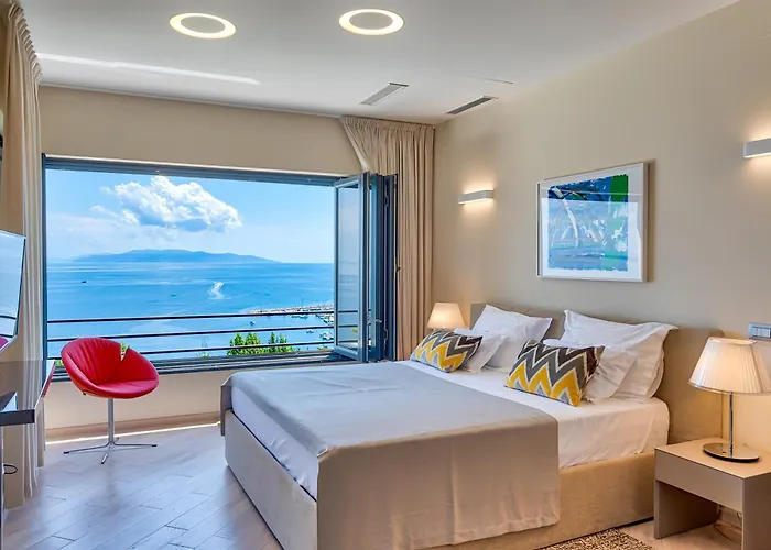 וילה Atalanta With Heated Pool Near The