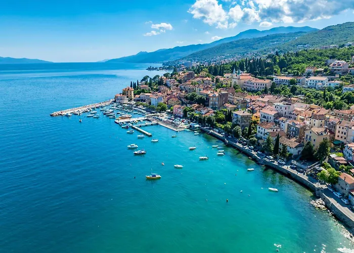 Vila Atalanta With Heated Pool Near The Opatija