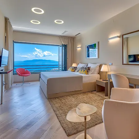 Villa Atalanta With Heated Pool Near The Opatija