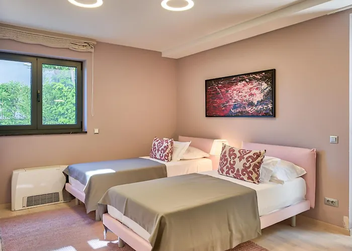 Atalanta With Heated Pool Near The Villa Opatija